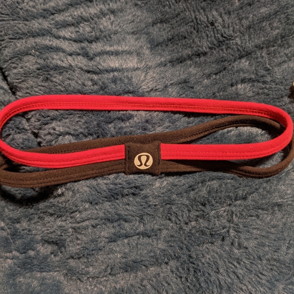 Brand new LuluLemon headband bundle - Picture 3 of 7